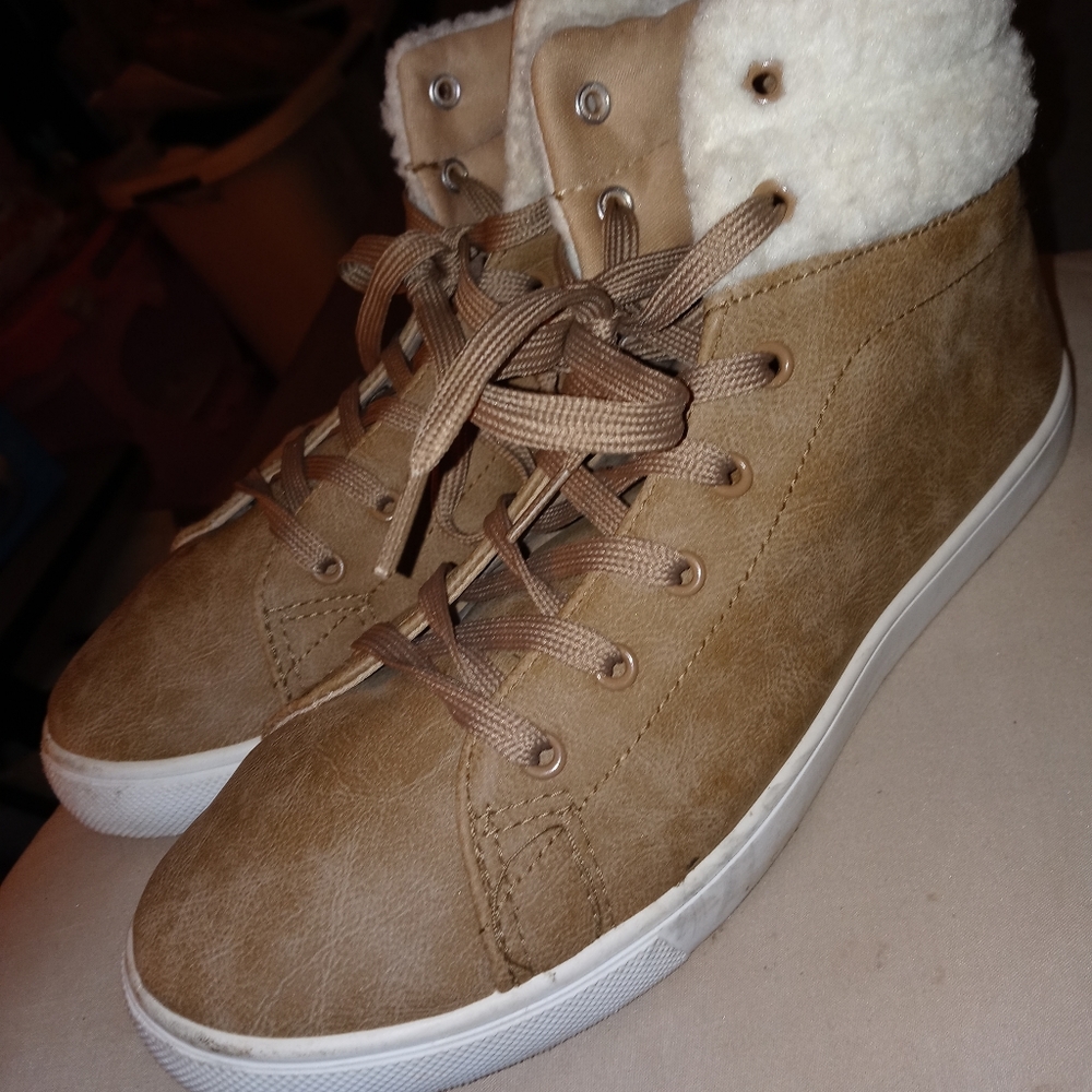 Women boots